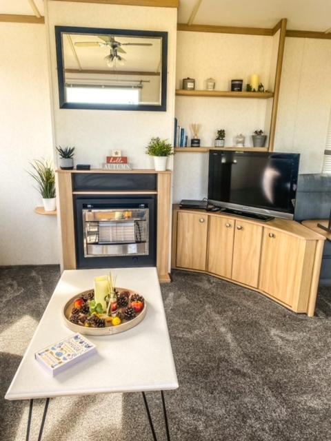 The Hygge Retreat At 7 Lakes Country Park, Lincolnshire Villa Crowle  Ngoại thất bức ảnh