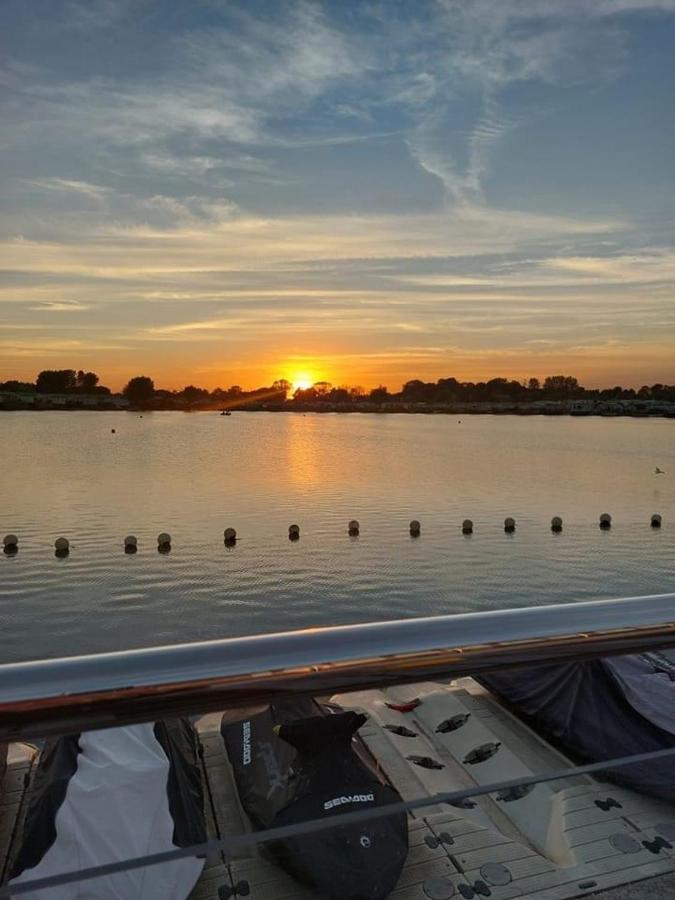 The Hygge Retreat At 7 Lakes Country Park, Lincolnshire Villa Crowle  Ngoại thất bức ảnh
